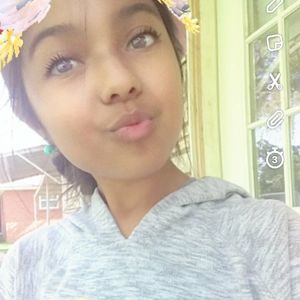 Meet your Posher, Ana